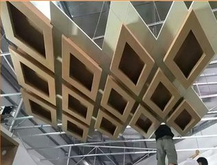 沖孔鋁單板之燈光槽開(kāi)孔問(wèn)題解析